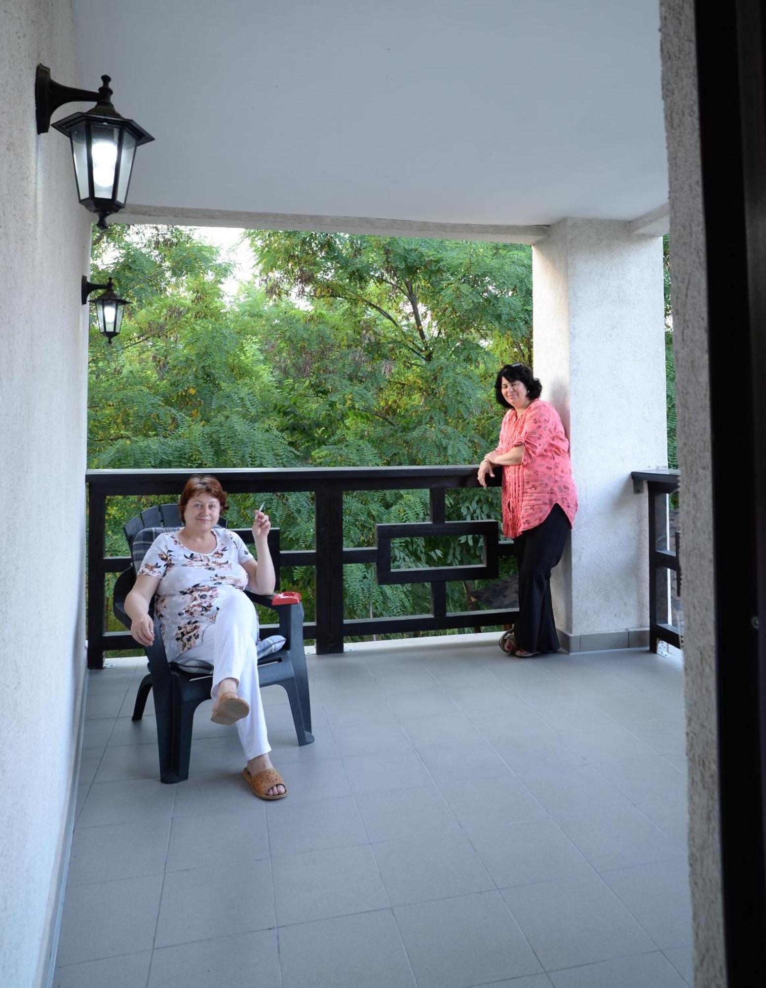 Vila Madudu Valenii de Munte Bagian luar foto